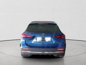 Mercedes-Benz GLA GLA200 Progressive - Image 6