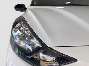 Hyundai Grand i10 1.2 Premium hatch - Image 11