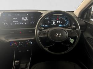 Hyundai Grand i10 1.2 Premium hatch - Image 13