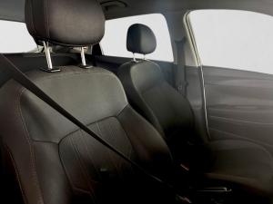 Hyundai Grand i10 1.2 Premium hatch - Image 15