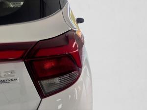 Hyundai Grand i10 1.2 Premium hatch - Image 9