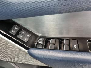 Land Rover Range Rover Velar D240 SE - Image 8