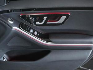 Mercedes-Benz S-Class S350d L - Image 15