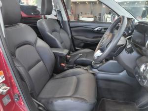 Suzuki Grand Vitara 1.5 Hybrid GLX AllGrip - Image 16