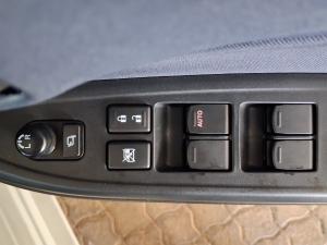 Toyota Starlet 1.5 XS auto - Image 17