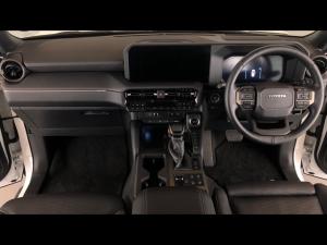 Toyota Land Cruiser Prado 2.8GD VX-R - Image 6