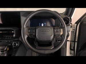 Toyota Land Cruiser Prado 2.8GD VX-R - Image 8