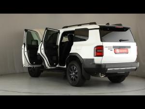 Toyota Land Cruiser Prado 2.8GD VX-R - Image 25