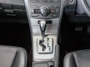Toyota Corolla 2.0 Exclusive automatic VSC - Image 9