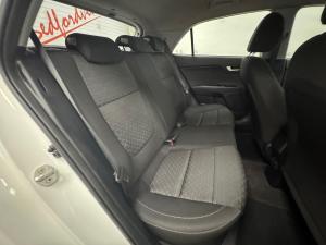Kia Rio hatch 1.2 LS - Image 15