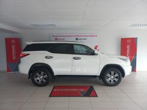 Toyota Fortuner 2.4GD-6 auto - Image 3