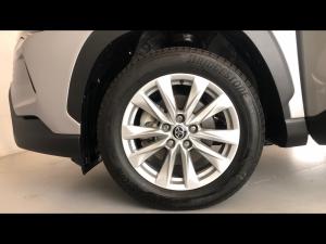 Toyota Corolla Cross 1.8 Xi - Image 18