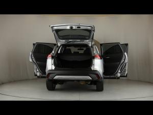 Toyota Corolla Cross 1.8 Xi - Image 24