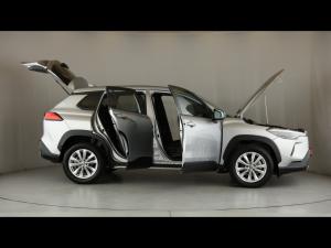 Toyota Corolla Cross 1.8 Xi - Image 30