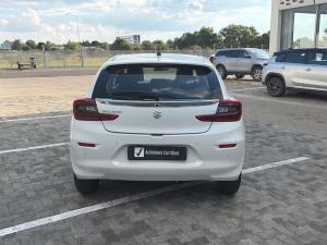 Suzuki Baleno 1.5 GL manual - Image 5