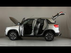 Suzuki Vitara Brezza 1.5 GLX auto - Image 26