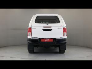 Toyota Hilux 2.4GD-6 double cab 4x4 Raider auto - Image 5