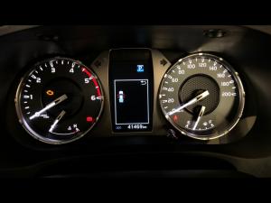 Toyota Hilux 2.4GD-6 double cab 4x4 Raider auto - Image 9