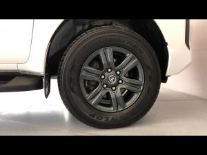 Toyota Hilux 2.4GD-6 double cab 4x4 Raider auto - Image 17