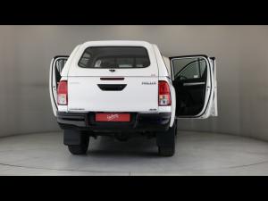 Toyota Hilux 2.4GD-6 double cab 4x4 Raider auto - Image 24