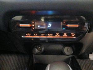 Toyota Starlet 1.5 XS auto - Image 13