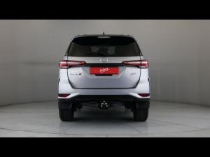 Toyota Fortuner 2.4GD-6 auto - Image 5