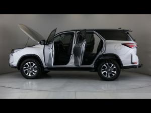 Toyota Fortuner 2.4GD-6 auto - Image 26