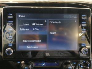 Toyota Hilux 2.8GD-6 48V double cab 4x4 Legend RS - Image 13