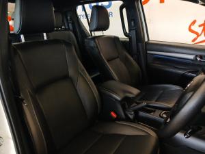 Toyota Hilux 2.8GD-6 48V double cab 4x4 Legend RS - Image 16