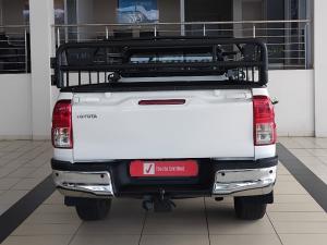 Toyota Hilux 2.4GD-6 single cab 4x4 Raider manual - Image 5