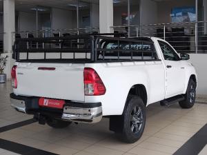 Toyota Hilux 2.4GD-6 single cab 4x4 Raider manual - Image 2