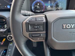 Toyota Land Cruiser Prado 2.8GD VX-R - Image 9