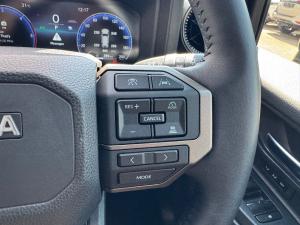 Toyota Land Cruiser Prado 2.8GD VX-R - Image 10