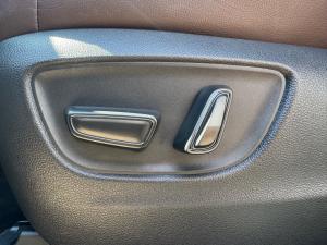 Toyota Land Cruiser Prado 2.8GD VX-R - Image 16