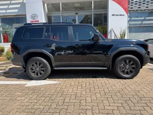 Toyota Land Cruiser Prado 2.8GD VX-R - Image 3