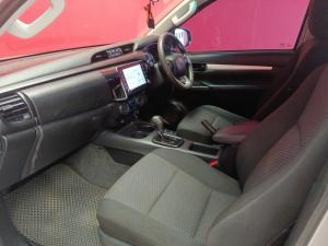 Toyota Hilux 2.4 GD-6 RB Raider automaticE/CAB - Image 7
