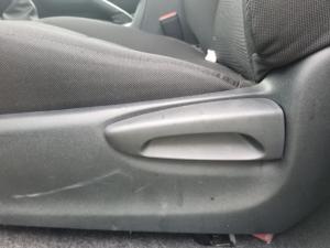 Toyota Hilux 2.4 GD-6 RB RaiderS/C - Image 19