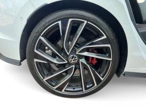 Volkswagen Golf GTI - Image 16