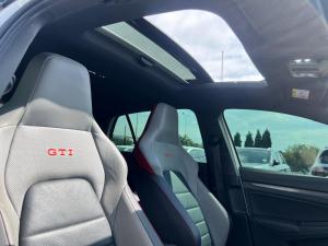 Volkswagen Golf GTI - Image 19