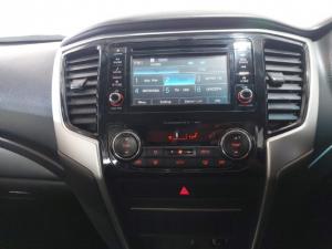 Mitsubishi Triton 2.4DI-D double cab auto - Image 12