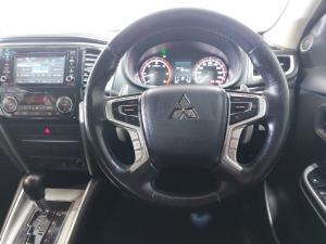 Mitsubishi Triton 2.4DI-D double cab auto - Image 9