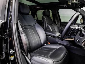 Land Rover Range Rover Sport D350 Dynamic HSE - Image 18