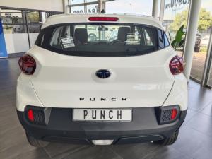 Tata Punch 1.2 Adventure - Image 4
