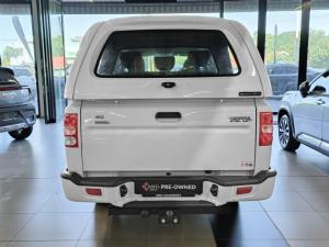Mahindra Pik Up 2.2CRDe double cab 4x4 S6 auto - Image 4