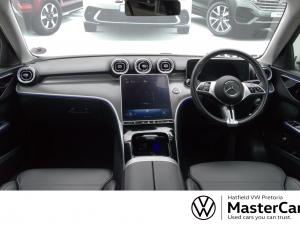 Mercedes-Benz C-Class C200 Avantgarde - Image 12