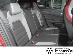 Volkswagen Golf GTI - Image 9