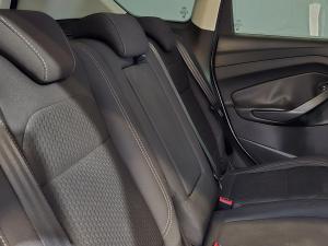 Ford Kuga 1.5T Ambiente auto - Image 10