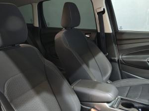 Ford Kuga 1.5T Ambiente auto - Image 13