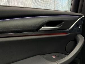 BMW X3 xDrive20d - Image 25