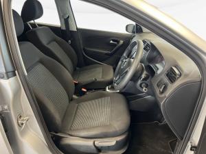 Volkswagen Polo Vivo hatch 1.6 Comfortline auto - Image 14